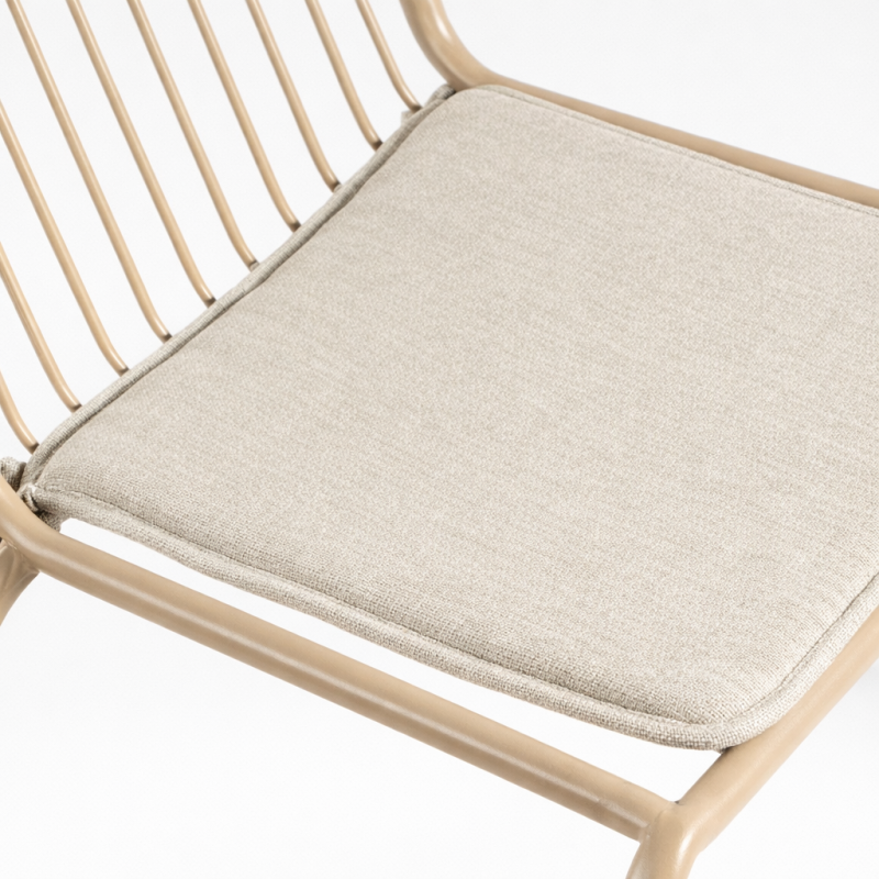 Silla Aloha Metal Apilable Arena – Comedor, Restaurante y Terraza